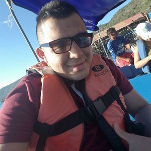 Meet your Posher, Brian azcunaga